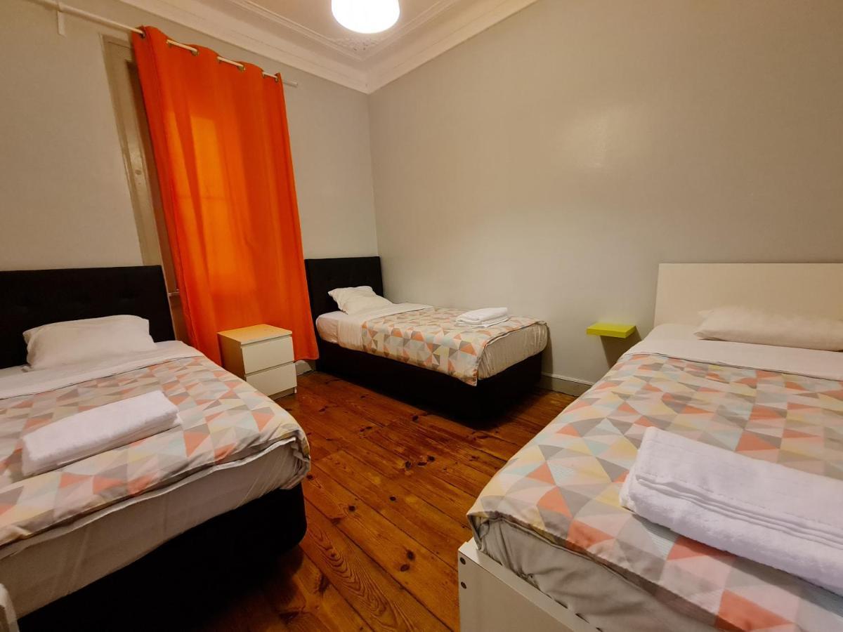 ליסבון Shangri-La Hostel Anjos מראה חיצוני תמונה