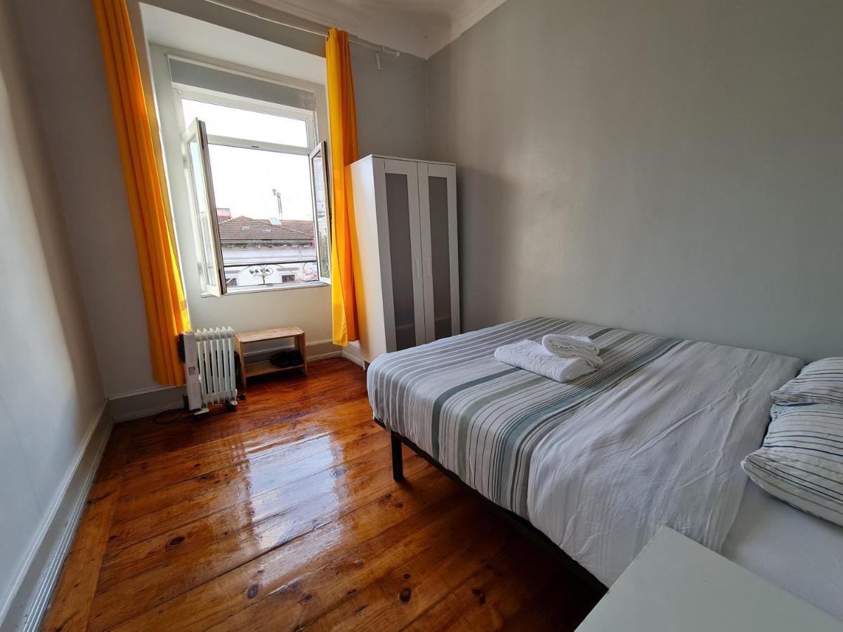 ליסבון Shangri-La Hostel Anjos מראה חיצוני תמונה