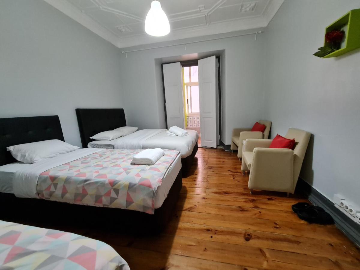 ליסבון Shangri-La Hostel Anjos מראה חיצוני תמונה