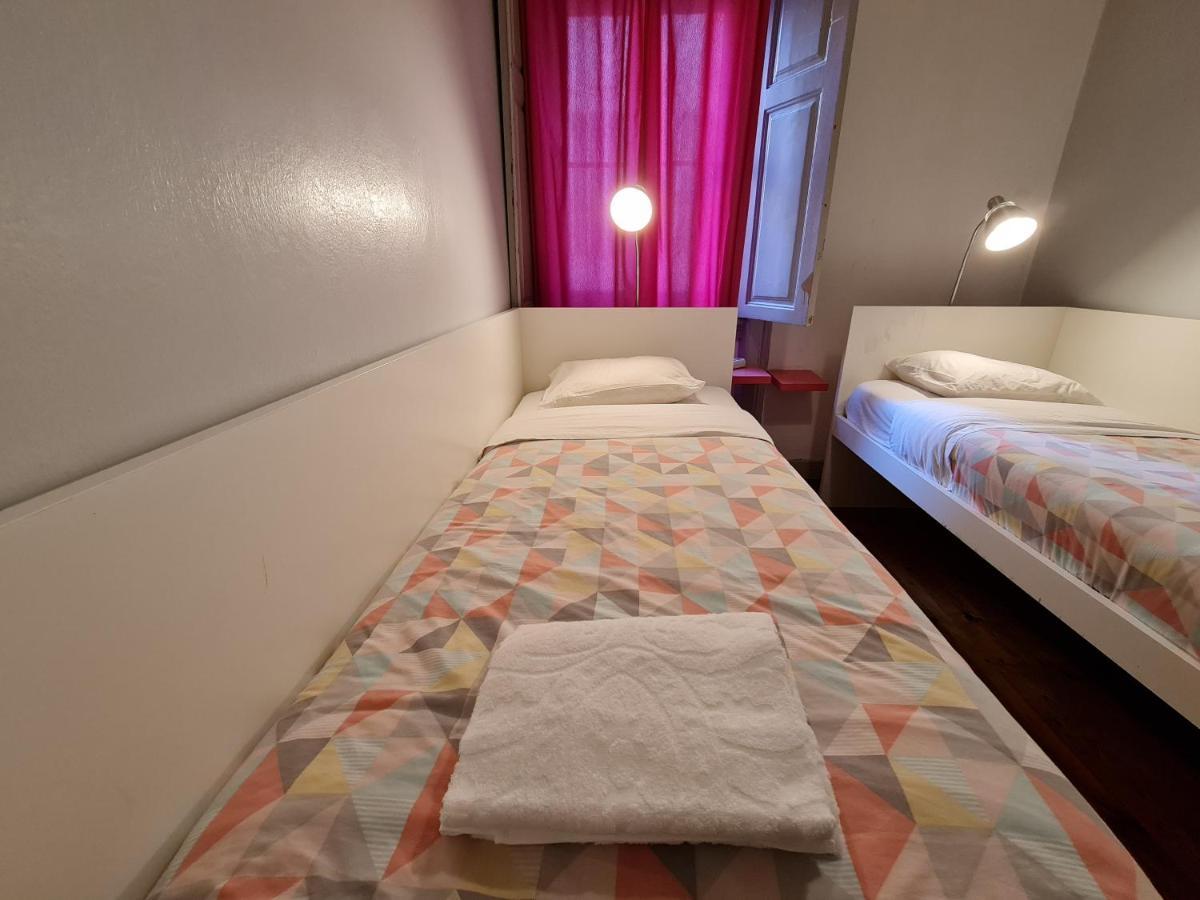 ליסבון Shangri-La Hostel Anjos מראה חיצוני תמונה