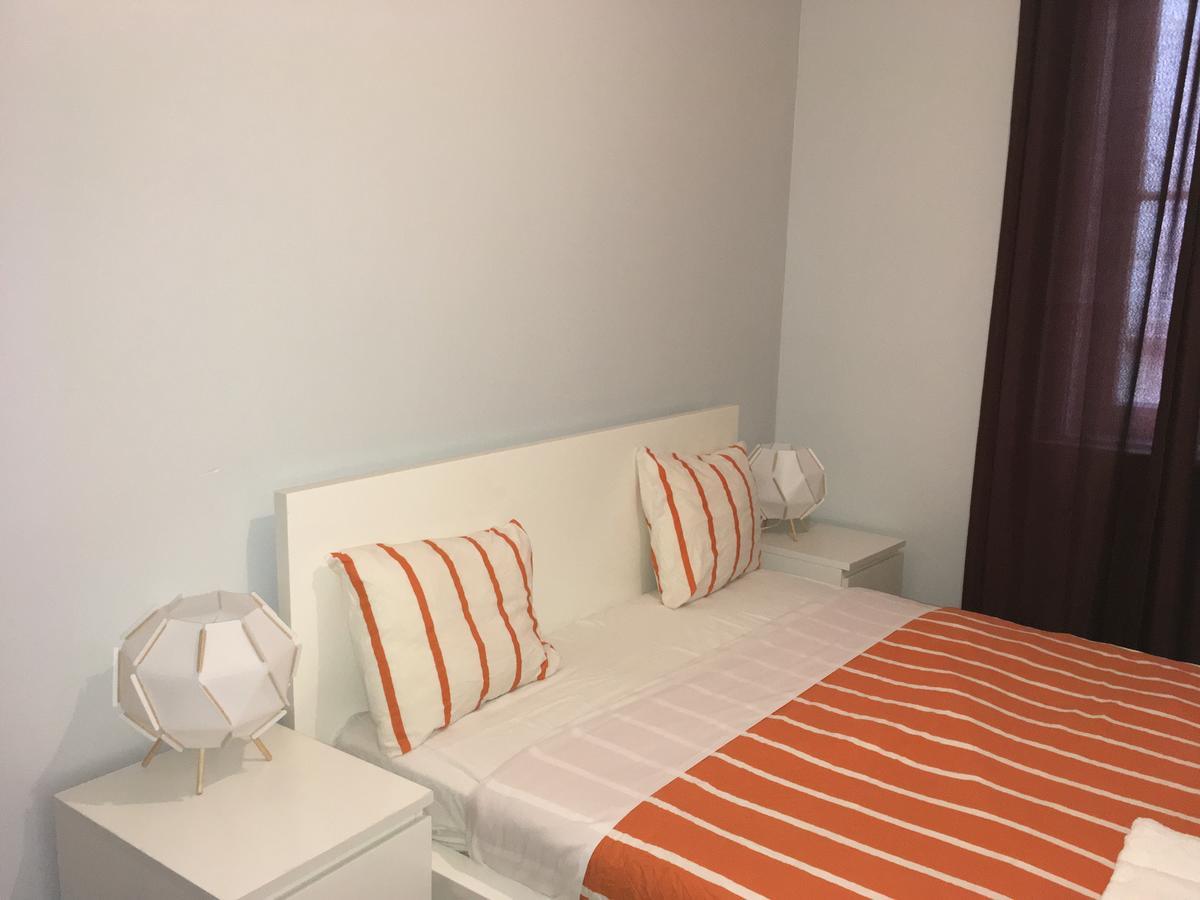 ליסבון Shangri-La Hostel Anjos מראה חיצוני תמונה